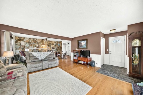 218 Southridge Place, Didsbury, AB 