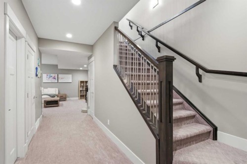 2827B 40 Street Sw, Calgary, AB 