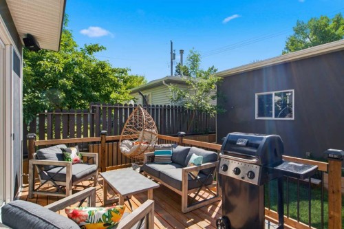 2827B 40 Street Sw, Calgary, AB 