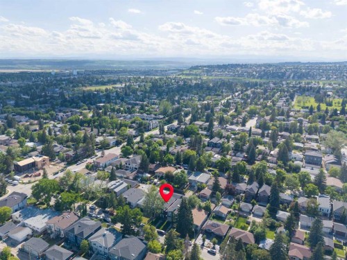2827B 40 Street Sw, Calgary, AB 