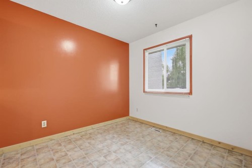 316 84 Avenue Se, Calgary, AB 