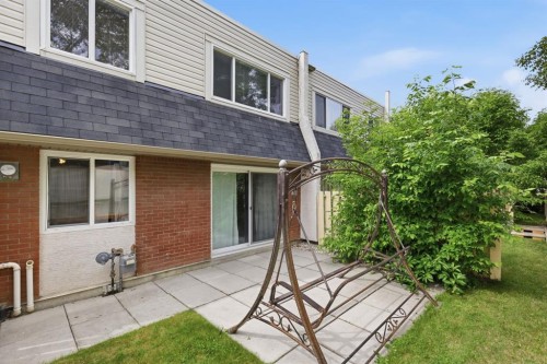 316 84 Avenue Se, Calgary, AB 