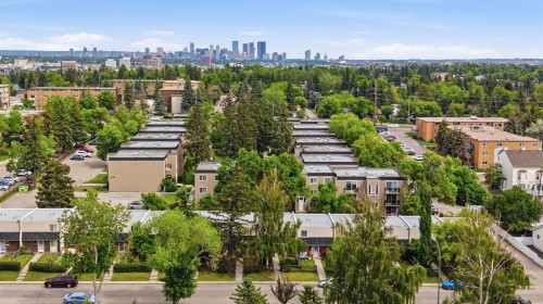 316 84 Avenue Se, Calgary, AB 