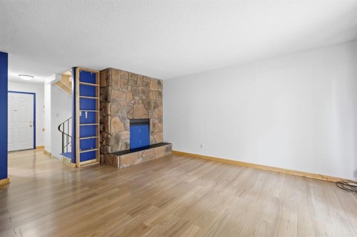 316 84 Avenue Se, Calgary, AB 