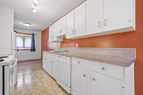 316 84 Avenue Se, Calgary, AB 