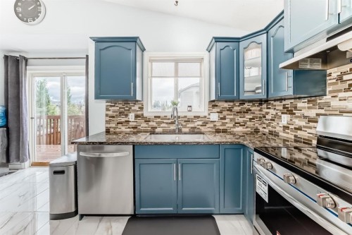 98 Canoe Square Sw, Airdrie, AB 