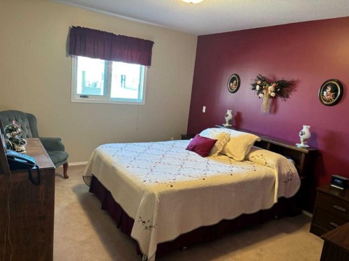 716 Centre Street, Vulcan, AB 