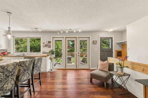 3216 Oakwood Drive Sw, Calgary, AB 