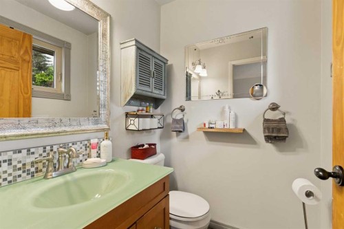 3216 Oakwood Drive Sw, Calgary, AB 