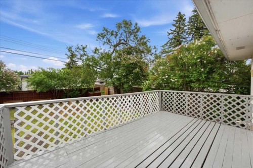 4408 8 Avenue Sw, Calgary, AB 