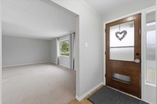 4408 8 Avenue Sw, Calgary, AB 