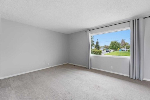 4408 8 Avenue Sw, Calgary, AB 