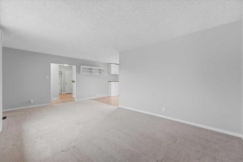 4408 8 Avenue Sw, Calgary, AB 