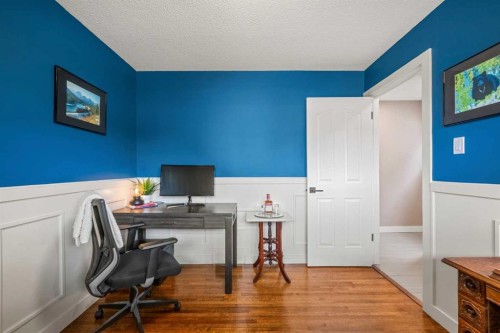 1124 Lake Wapta Way Se, Calgary, AB 