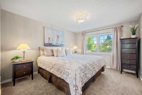 1124 Lake Wapta Way Se, Calgary, AB 