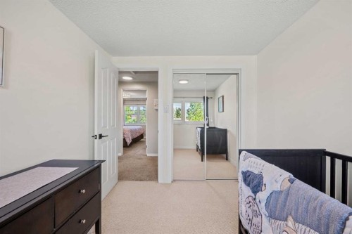 1124 Lake Wapta Way Se, Calgary, AB 