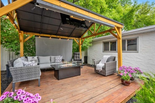 1124 Lake Wapta Way Se, Calgary, AB 