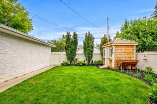 1124 Lake Wapta Way Se, Calgary, AB 