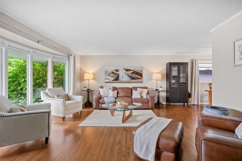 1124 Lake Wapta Way Se, Calgary, AB 