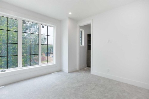 1108 6 Street Ne, Calgary, AB - Indoor Photo Showing Other Room