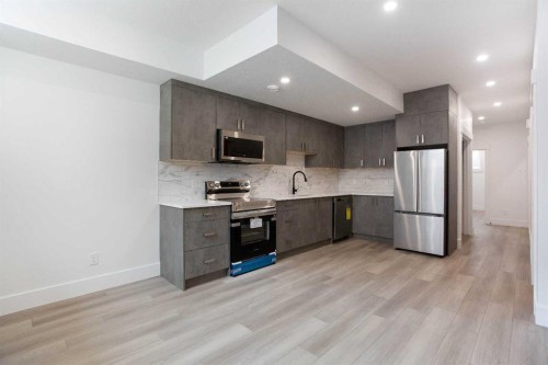 1108 6 Street Ne, Calgary, AB - Indoor Photo Showing Kitchen With Stainless Steel Kitchen