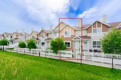 165 Tuscany Court NW Calgary, AB T3L 2Y9