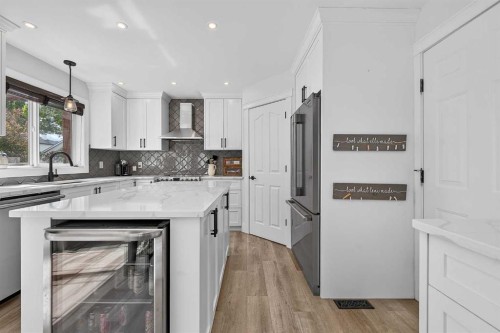 82 Douglasview Circle Se, Calgary, AB 
