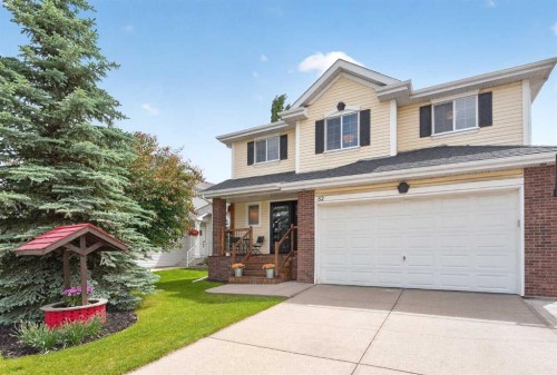 82 Douglasview Circle Se, Calgary, AB 