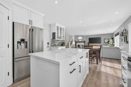 82 Douglasview Circle Se, Calgary, AB 
