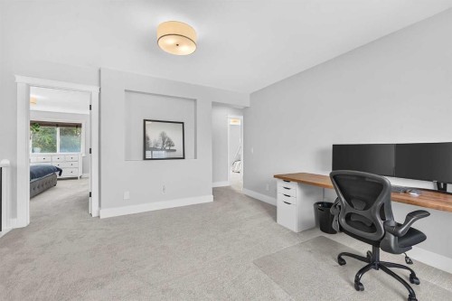82 Douglasview Circle Se, Calgary, AB 