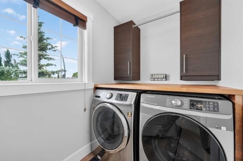 82 Douglasview Circle Se, Calgary, AB 