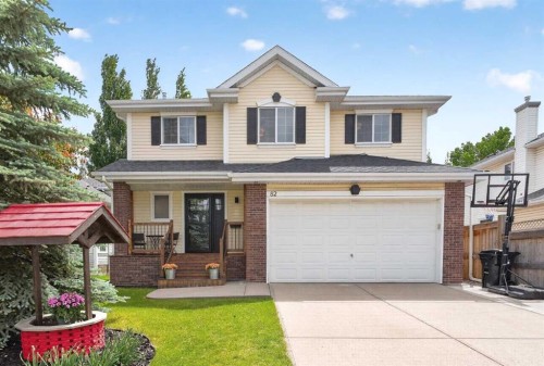 82 Douglasview Circle Se, Calgary, AB 