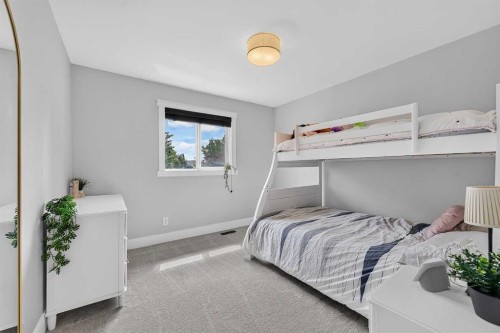 82 Douglasview Circle Se, Calgary, AB 