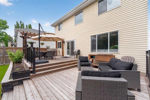 82 Douglasview Circle Se, Calgary, AB 