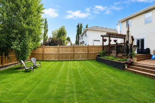 82 Douglasview Circle Se, Calgary, AB 