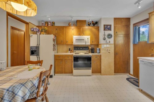 4115 Edgemont Hill Nw, Calgary, AB 