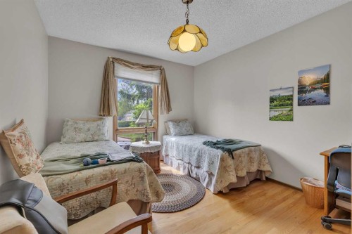 4115 Edgemont Hill Nw, Calgary, AB 