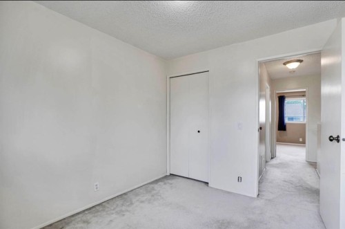 164 Woodsman Lane, Calgary, AB 