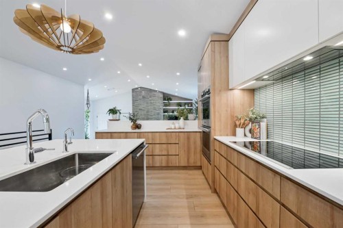 3111 Leduc Crescent Sw, Calgary, AB 