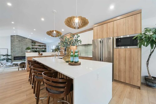 3111 Leduc Crescent Sw, Calgary, AB 