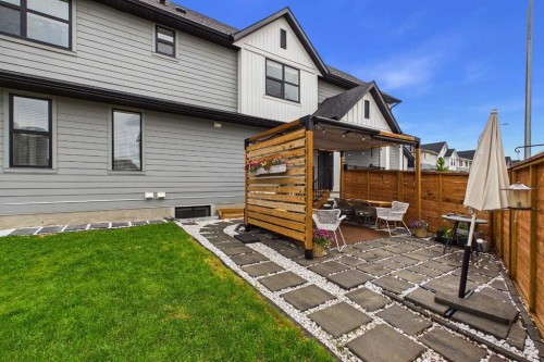 395 Copperhead Way Se, Calgary, AB 