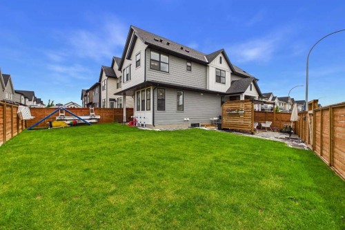395 Copperhead Way Se, Calgary, AB 