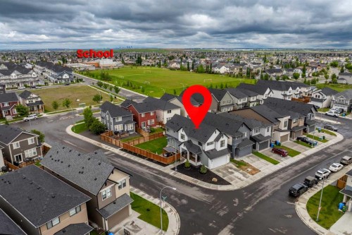 395 Copperhead Way Se, Calgary, AB 
