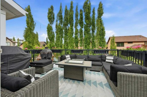 73 Westpark Crescent Sw, Calgary, AB 