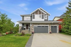 73 Westpark Crescent SW Calgary, AB T3H 0C2