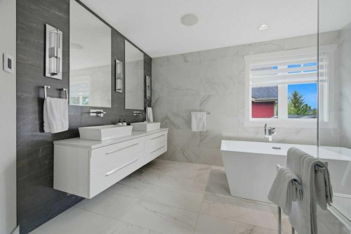 73 Westpark Crescent Sw, Calgary, AB 