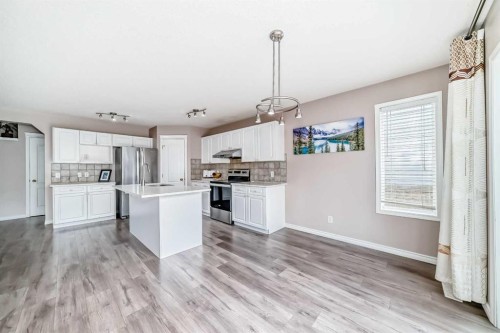 9 Somerside Crescent Sw, Calgary, AB 