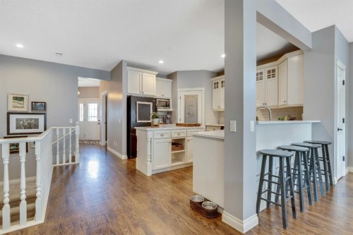 121 Cimarron Park Circle, Okotoks, AB 
