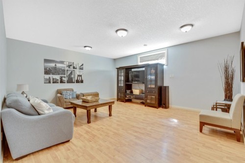 121 Cimarron Park Circle, Okotoks, AB 