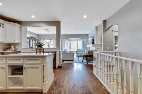 121 Cimarron Park Circle, Okotoks, AB 